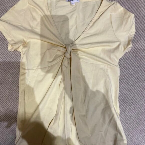 subdued butter yellow tie up top - Picture 1 of 1
